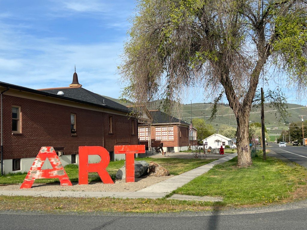 Day 12: Photo&nbsp;Dump!